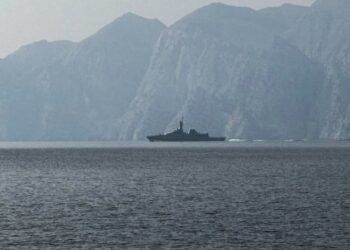 الجيش الأمريكي يعلن نجاح حصاره البحري الكامل على إيران وشل حركة التجارة