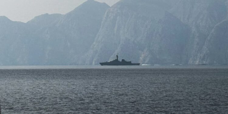 الجيش الأمريكي يعلن نجاح حصاره البحري الكامل على إيران وشل حركة التجارة