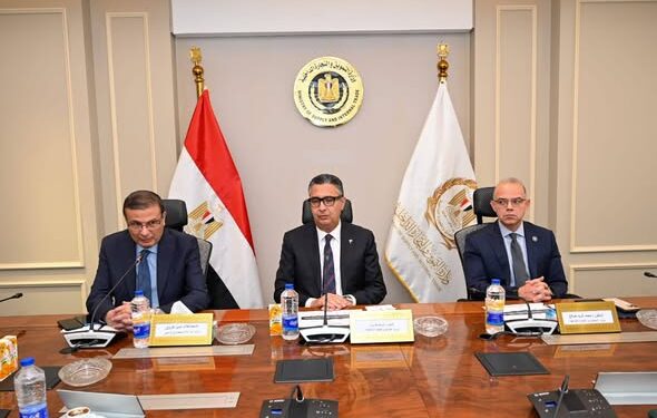 اجتماع ثلاثي للوزراء لتعزيز الأمن الغذائي واستقرار الأسواق