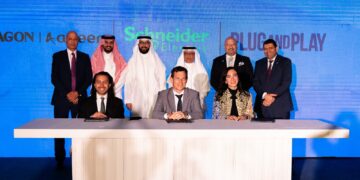  باراجون| أدير وشنايدر إلكتريك تطلق “AI 100” أول مركز للذكاء الاصطناعي بمصر بالتعاون مع Plug & Play