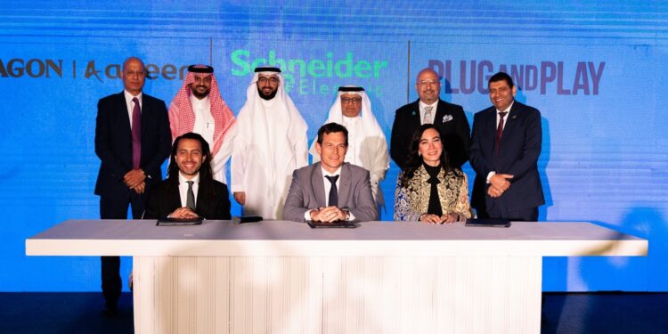  باراجون| أدير وشنايدر إلكتريك تطلق “AI 100” أول مركز للذكاء الاصطناعي بمصر بالتعاون مع Plug & Play