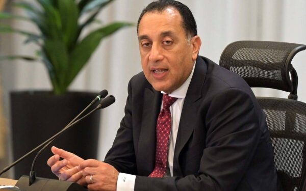 مد مواعيد غلق المحلات إلى 11 مساءً اعتبارًا من الجمعة حتى 27 أبريل الجاري