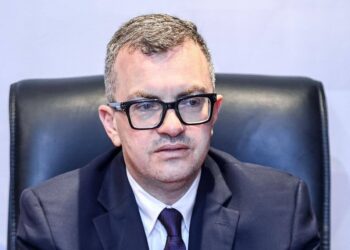 الحكومة تناقش تلبية احتياجات الاستثمارات من الأيدي العاملة الماهرة.. ما الخطة؟