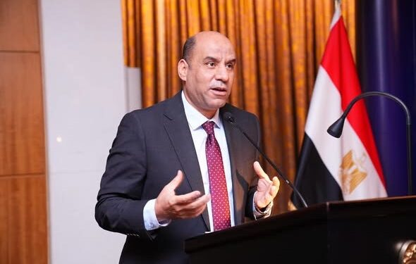 وزير العمل: قانون العمل الجديد يحقق التوازن بين جذب الاستثمار وحماية حقوق العاملين