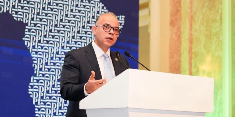 وزير الاستثمار: خطة متكاملة لتأهيل المصانع للتصدير وتعزيز تنافسية الاقتصاد المصري