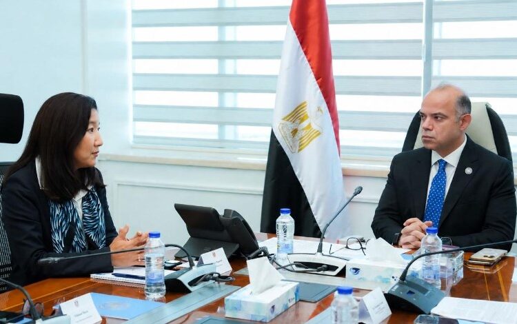 وزير الاستثمار يبحث تعزيز التمويل المستدام ودعم التحول الأخضر في مصر
