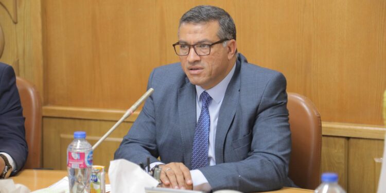 محافظ قنا وهيئة تنمية الصعيد يبحثان تنفيذ مشروعات جديدة لتعزيز الاستثمار