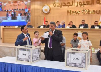 الإسكان تخصص 1,187 قطعة أرض للمواطنين الذين تم توفيق أوضاعهم بمدينة العبور الجديدة