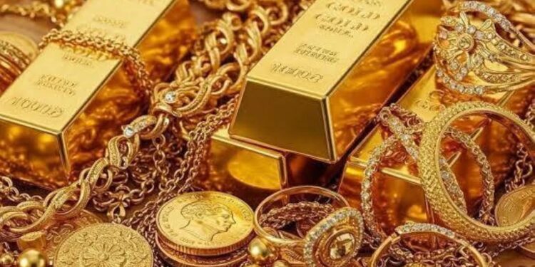 استقرار أسعار الذهب محليًا مع بداية تعاملات الأحد بعد تراجع عيار 21