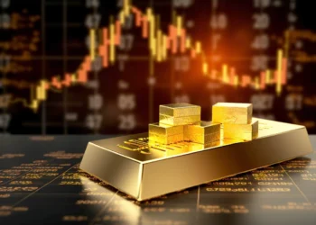 «نشتري ولا نبيع؟».. محلل اقتصادي يوجه نصائح للمواطنين بعد تراجع أسعار الذهب