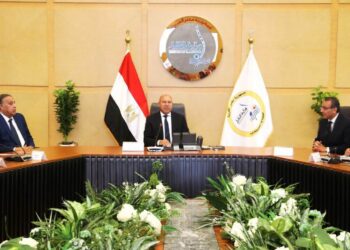 وزير النقل: 11.5 مليار جنيه إيرادات القابضة للطرق والكباري ورفع رأس المال إلى 1.5 مليار جنيه