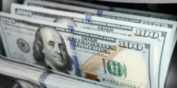 تباين أسعار الدولار أمام الجنيه المصري مع استئناف عمل البنوك بعد العطلة الأسبوعية