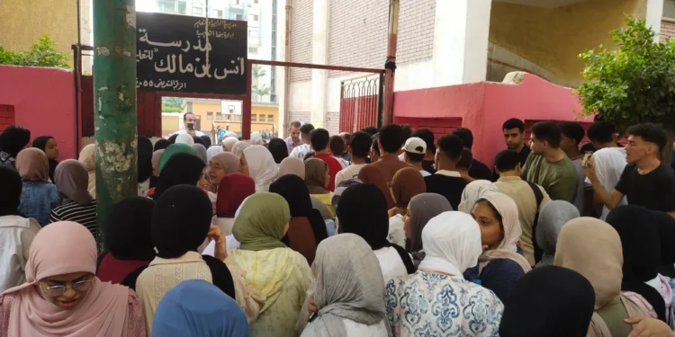 انطلاق امتحانات الثانوية العامة 2026 وسط إجراءات مشددة وتحذيرات للطلاب من اصطحاب الهواتف المحمولة