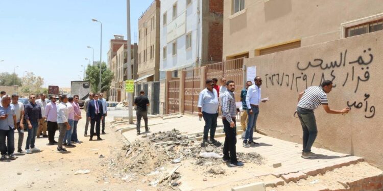 حملة حكومية مكثفة لاسترداد الأراضي والوحدات الصناعية لإعادة طرحها للمستثمرين الجادين