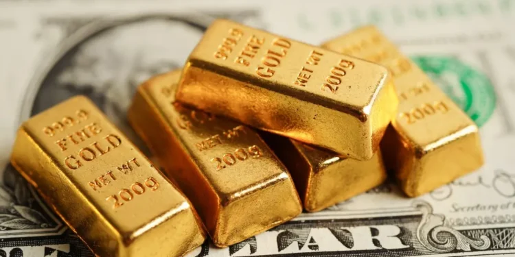 الذهب يهبط دون 4 آلاف دولار للأوقية للمرة الأولى في 7 أشهر وسط قوة الدولار