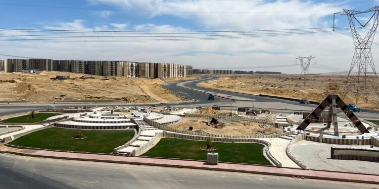 “الإسكان” تعلن إجراء 4 قرعات علنية لتسكين أراضي توفيق الأوضاع بالعبور الجديدة
