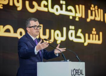 وزير التخطيط: استثمارات «لوريال مصر» تعكس قوة الشراكة مع فرنسا ومستعدون لتقديم كل التسهيلات للقطاع الخاص