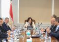 الإسكان تتابع مع “إنكوم” و “CSCEC” تسليمات “الداون تاون” بالعاصمة الإدارية الجديدة