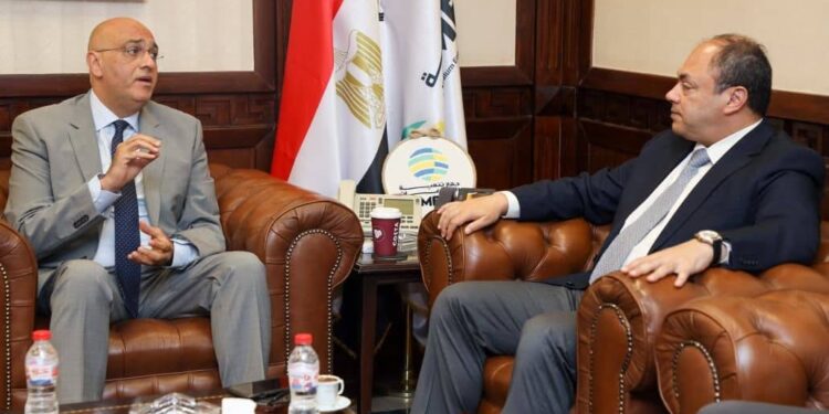 تعاون بين “تنمية المشروعات” و“تنمية الصعيد” لدعم مشروعات الشباب