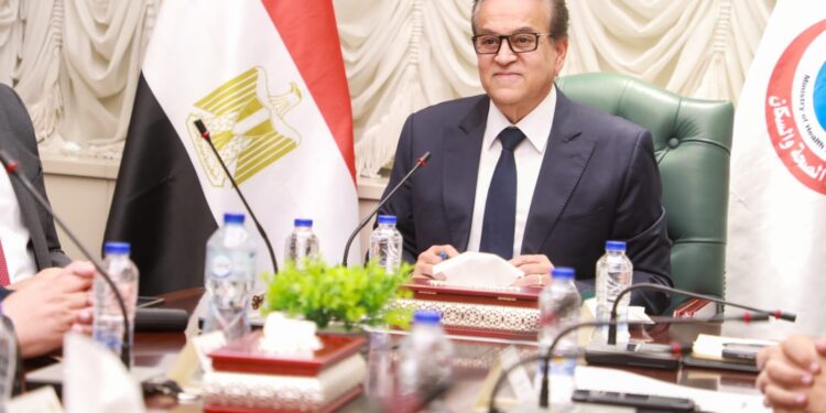 اتفاق مشترك بين الصحة وسلامة الغذاء لتنظيم العمل الرقابي على الأسواق