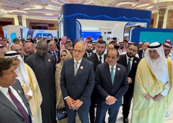 وزير الري يشارك في أسبوع المياه السعودي بجدة لتعزيز التعاون الإقليمي في إدارة الموارد المائية
