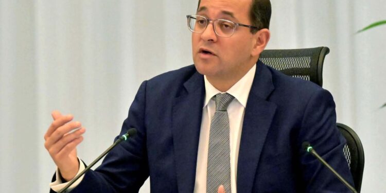 المالية تطلق أول تطبيق إلكتروني للضرائب العقارية وحزمة من الإعفاءات الجديدة