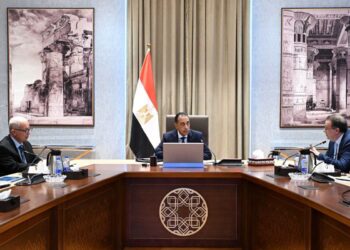 إعادة هيكلة الجهاز الإداري للدولة على طاولة الحكومة لرفع الكفاءة وتحسين الخدمات