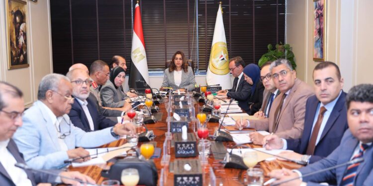 وزيرة التنمية المحلية والبيئة: دعم المشروعات الخضراء وتعزيز التمويل البيئي لتحقيق التنمية المستدامة