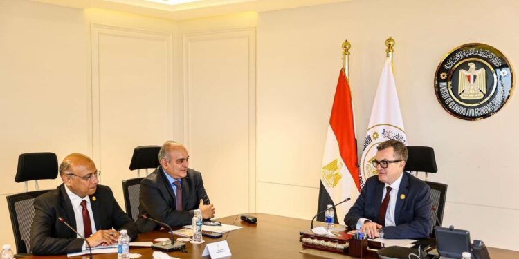 وزير التخطيط: موازنة البرامج والأداء تعزز كفاءة الإنفاق الحكومي وتربط الموارد بالأهداف التنموية