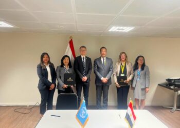 وزير الاتصالات يبحث التعاون في مجالات التحول الرقمي والذكاء الاصطناعي خلال منتدى القمة العالمية بجنيف