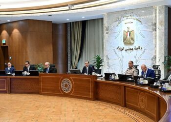 6 قرارات هامة في الاجتماع الثامن والتسعين لمجلس الوزراء أهمها نمو الاستثمار وتعزيز الصادرات