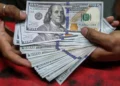 ارتفاع سعر الدولار أمام الجنيه المصري في ختام تعاملات الخميس.. و49.75 جنيه أعلى سعر للبيع