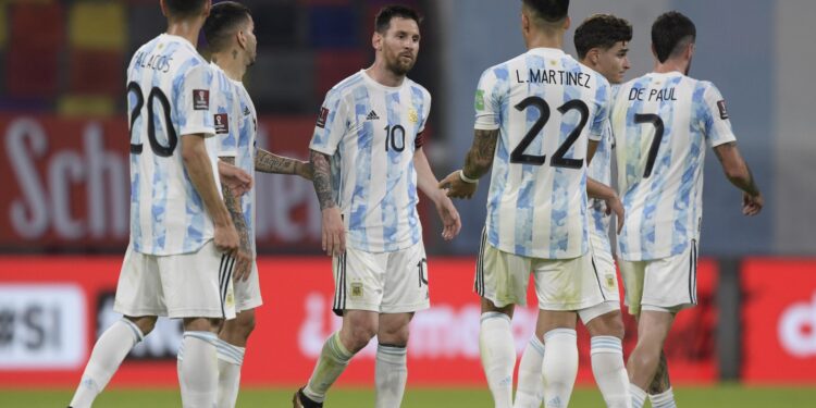 عاصفة تؤجل تدريبات الأرجنتين قبل مواجهة مصر في دور الـ16 من كأس العالم