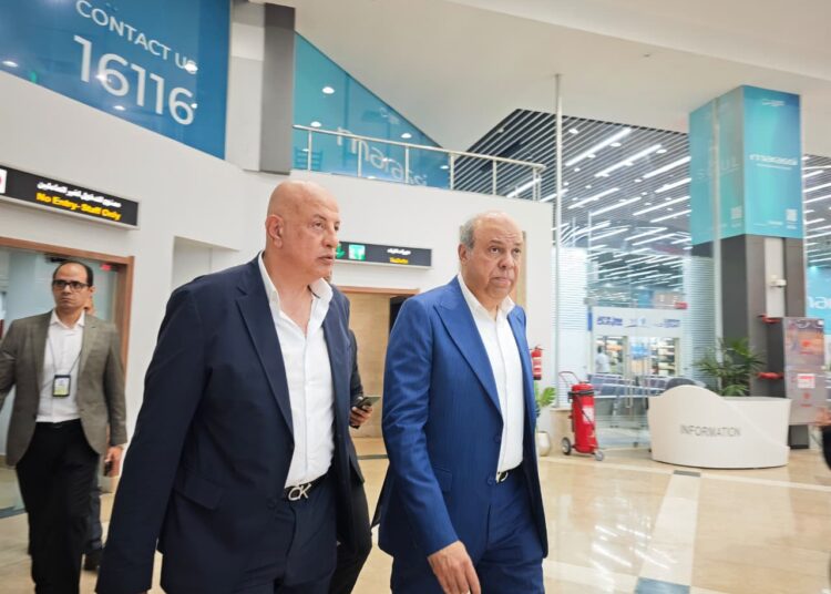 «الطيران المدني» تستعد لمعرض العلمين وتوسعات في شبكة الرحلات الجوية