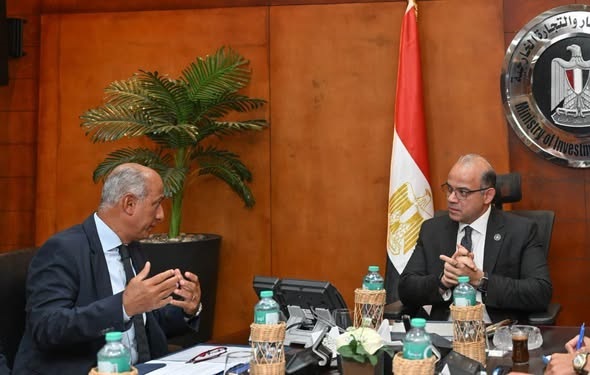 وزير الاستثمار يبحث توجيه التمويلات الدولية لدعم التحول الأخضر وتعزيز تنافسية الصادرات المصرية