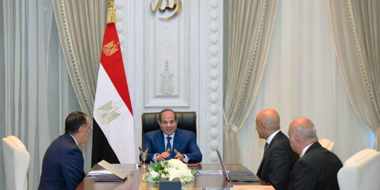 الرئيس السيسي يتابع جهود تطوير التعليم الفني والمنظومة التعليمية لتأهيل الطلاب لسوق العمل
