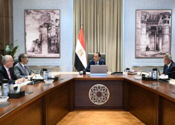 رئيس الوزراء يتابع تنفيذ تكليفات الرئيس لتطوير الإعلام استعدادًا لمؤتمر ديسمبر