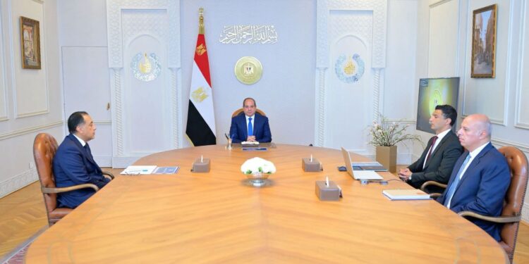 الرئيس السيسي يتابع تنفيذ الاستراتيجية الصناعية الوطنية 2026–2030 ويؤكد أهمية توطين الصناعة