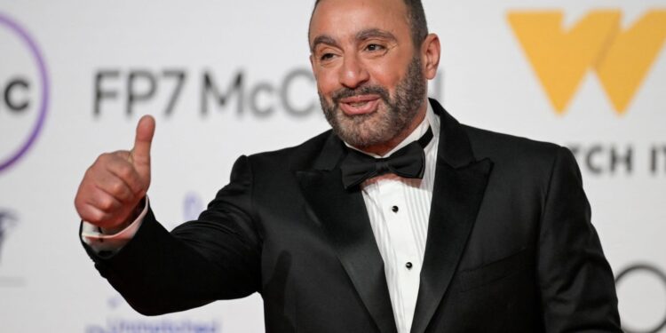 أحمد السقا يعود للسينما بقوة ويخوض تجربة كوميدية جديدة “خلي بالك من نفسك”