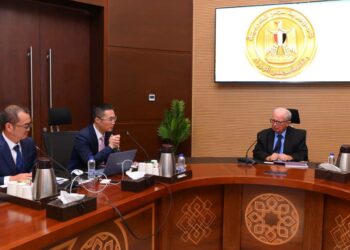 نائب رئيس الوزراء يبحث مع “هواوي” خطط التوسع في مصر وتعزيز التعاون بمجالات التحول الرقمي