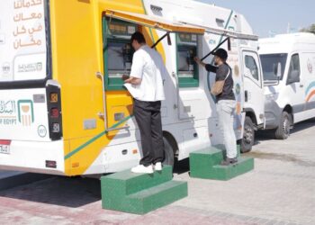 البنك الأهلي المصري يواصل تشغيل سيارات الـATM المتنقلة بالساحل الشمالي خلال صيف 2026