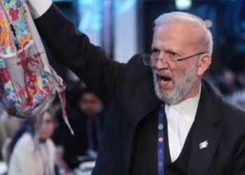 وزير خارجية إيران الأسبق يدعو لشن هجوم بري في المنطقة ويحدد الأهداف