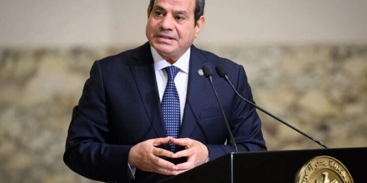 الرئيس السيسي يشهد استعراض جاهزية أجهزة الدولة لمجابهة الأزمات والكوارث