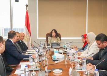 وزيرة الإسكان تبحث مع شركة ألمانية تعزيز التعاون في مشروعات مياه الشرب ومعالجة الصرف الصحي