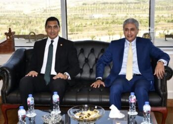 وزيرا السياحة والآثار والشباب والرياضة يبحثان تعزيز التعاون لدعم السياحة الرياضية