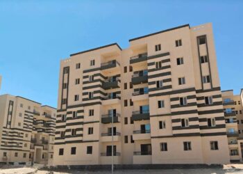 وزيرة الإسكان تتابع تنفيذ مشروعات سكنية وخدمية في 4 مدن جديدة
