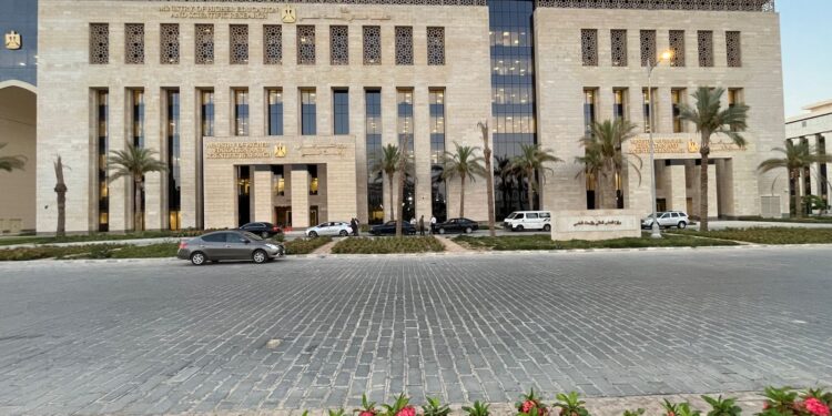 التعليم العالي: ربط الدراسة بسوق العمل وتطوير المهارات والتحول الرقمي في صدارة الأولويات