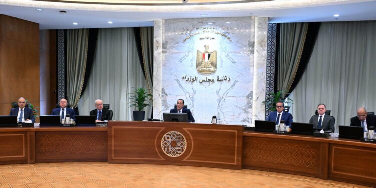 مجلس الوزراء يوافق على إقامة مشروع «كرنك تكستايل» للملابس الجاهزة بالمنطقة الحرة بالسادات