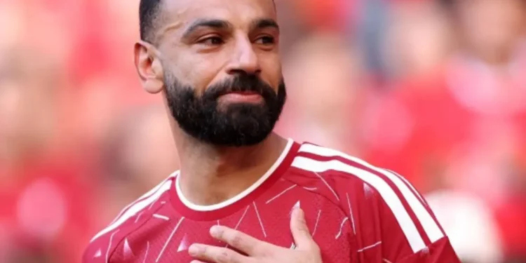 مستقبل محمد صلاح على صفيح ساخن.. اجتماع حاسم مع وكيله يحسم وجهته المقبلة