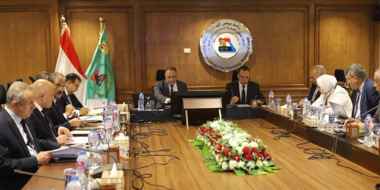 تعديل حدود 3 مدن جديدة واعتماد مشروعات خدمية وتنموية بعدة محافظات